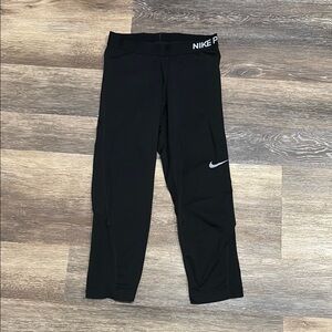Nike Pro Dri Fit Capris (M)